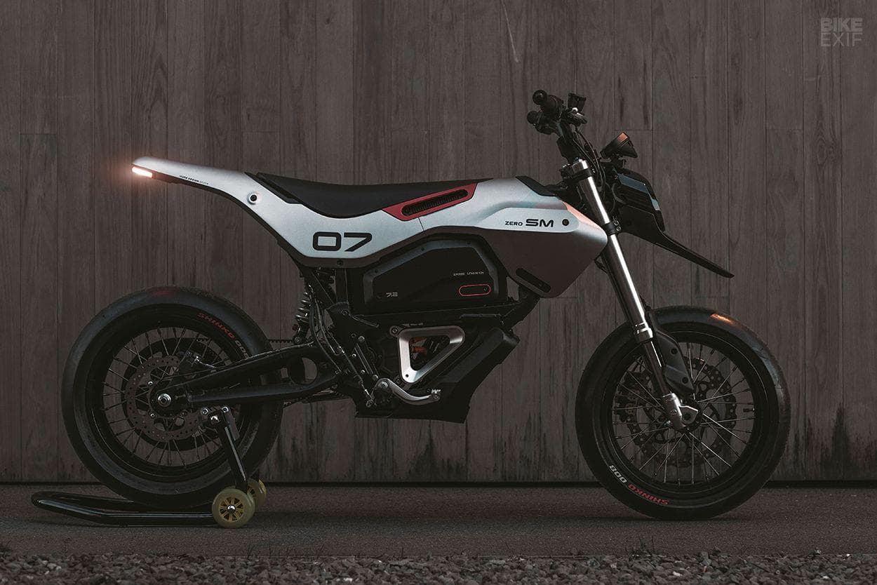 Zero FXS by Huge Moto
