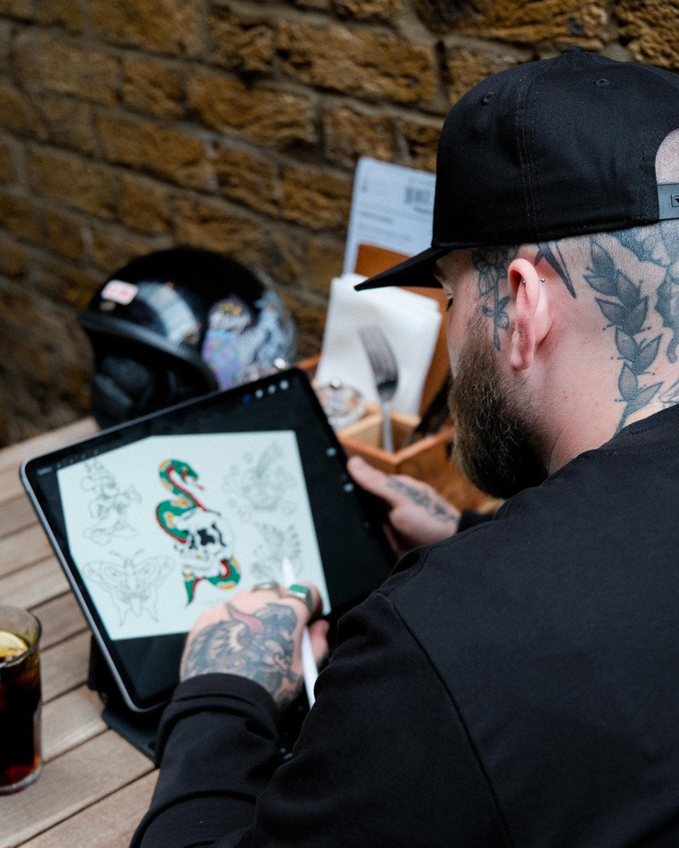 BSMC Throwback Logo Embroidered Snapback Cap - Black